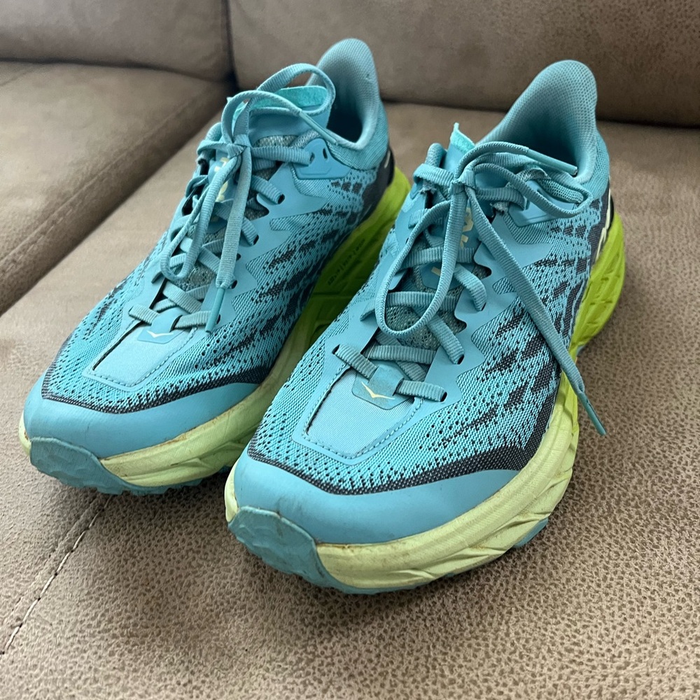 HOKA SPEED GOAT 5 woman’s 8